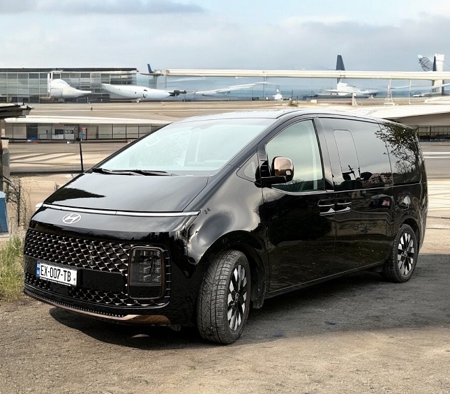Новый минивен Hyundai Staria в прокате в Кутаиси с начала 2026 года - Новости проката авто в Кутаиси | Аренда авто в Кутаиси